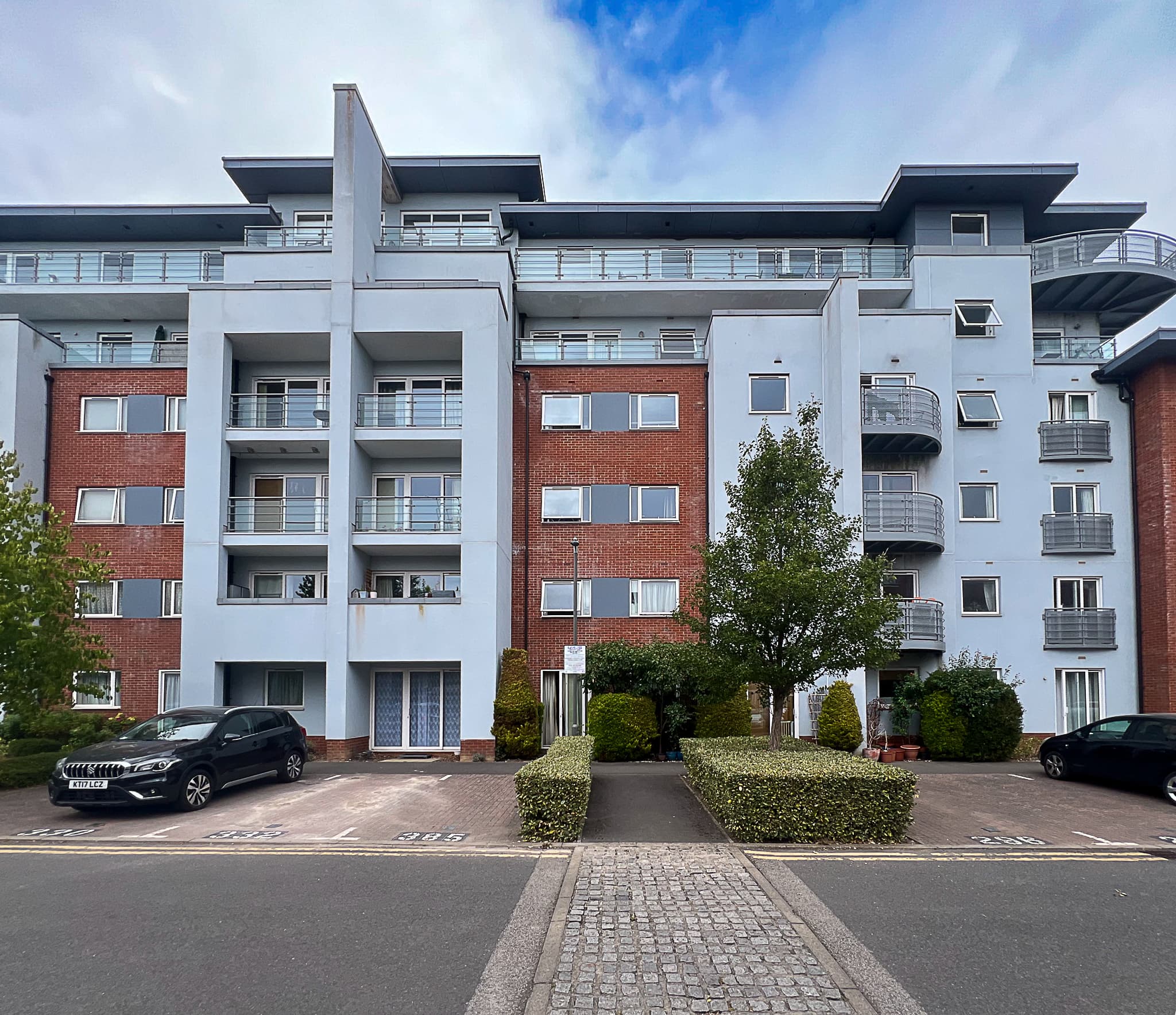 Flat 60, Stanton House Coxhill Way, Aylesbury, Aylesbury, HP21 8FW