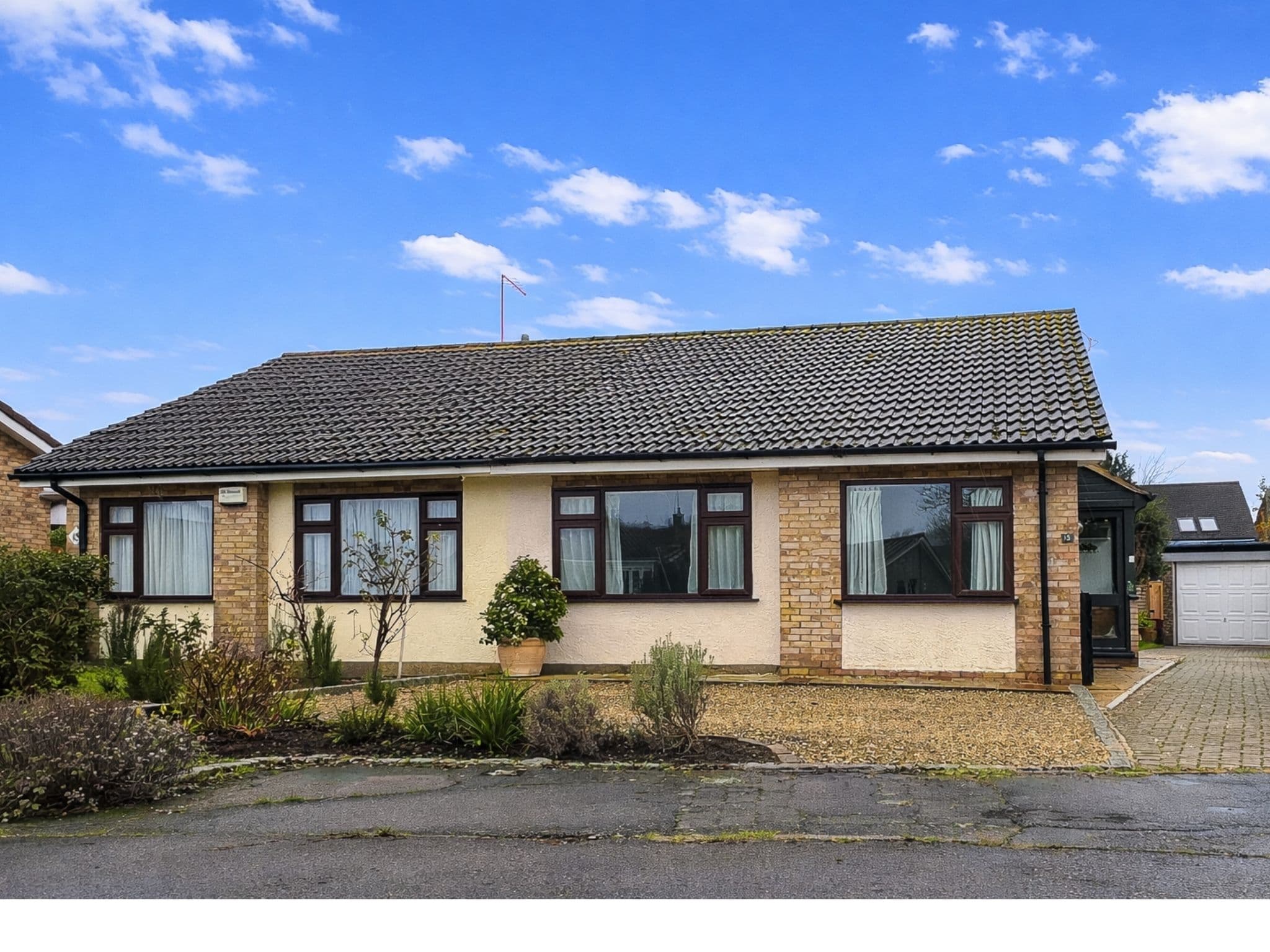 Mead Close, Princes Risborough, Princes Risborough, HP27 9JL