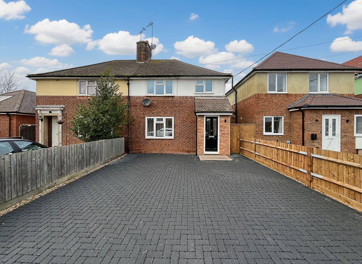 Bittenham Close, Stone, Aylesbury, Aylesbury, HP17 8RY
