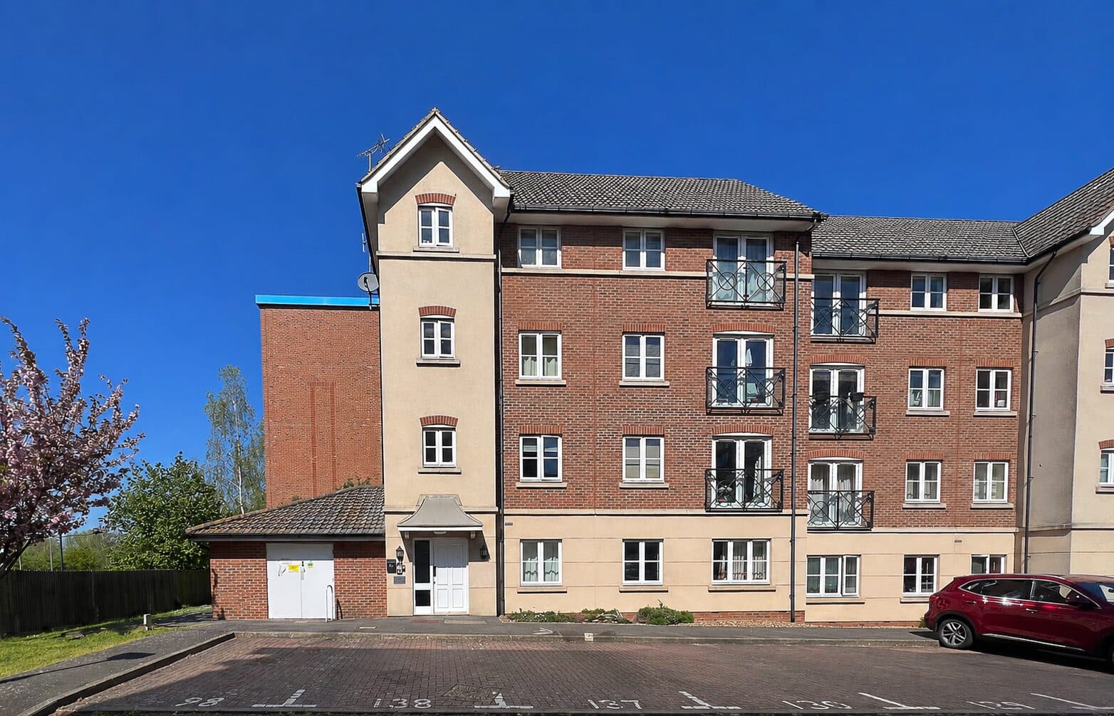 Viridian Square, Aylesbury, Aylesbury, HP21 7FY